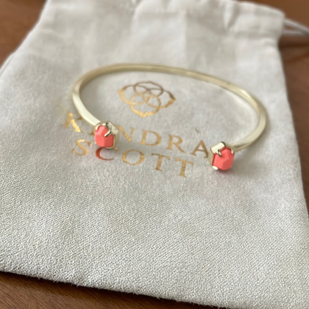 Kendra Scott Coral Cuff bracelet